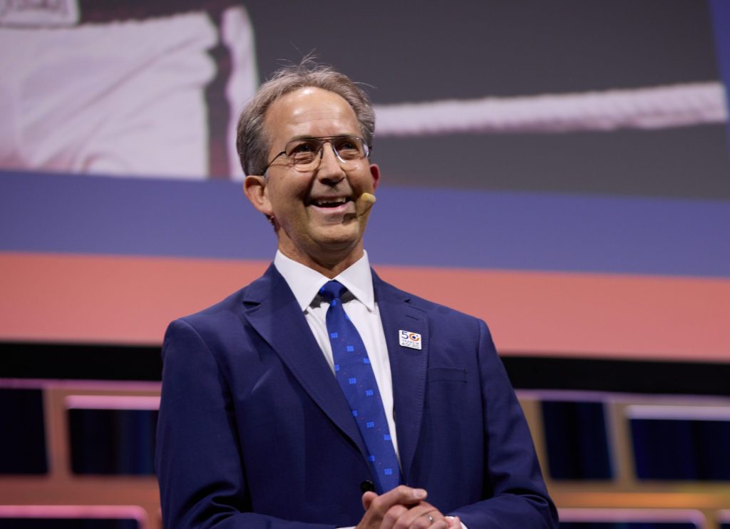 Dr. Samuelson at the 2024 ASCRS Annual Meeting in Boston, Massachusetts Source: ASCRS