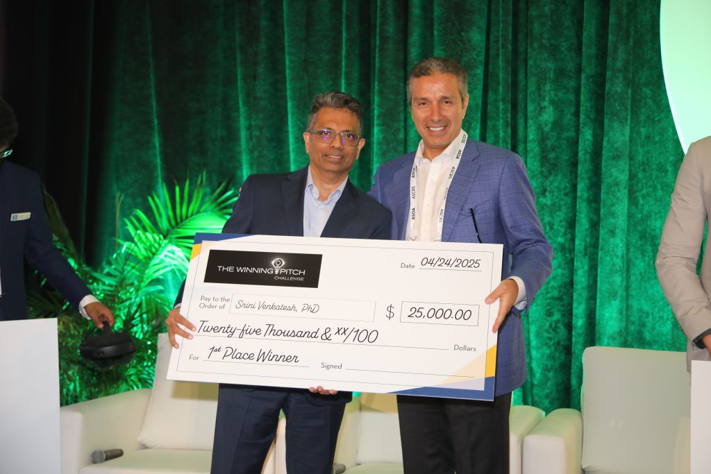 Dr. Venkatesh (left) took home the top prize at The Winning Pitch Challenge. Source: ASCRS