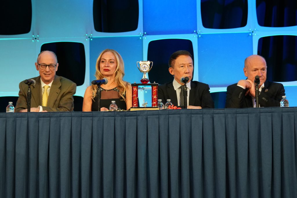 Dr. Miller, Dr. Botta, Dr. Chang, and Dr. Dick critiqued the teams in the ‘ASCRS Has Got Talent’ competition. Source: ASCRS
